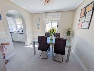 Chalet en venta en Monforte del Cid