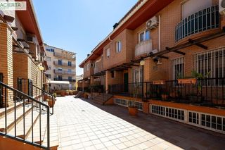 Casa adosada en venta en Pajaritos - Plaza de Toros en Granada