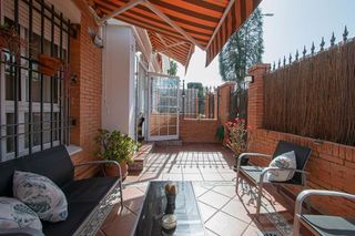 Casa adosada en venta en Montequinto en Dos Hermanas