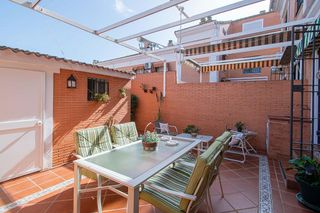 Casa adosada en venta en Montequinto en Dos Hermanas