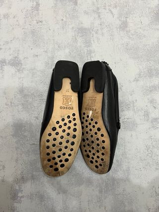 Mocasines de piel con cadena