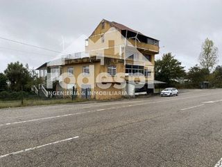 Chalet en venta en Cañiza (A)