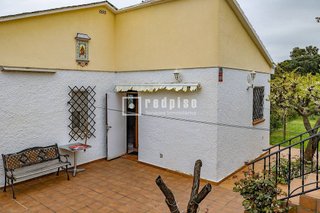 Chalet en venta en Villa del Prado