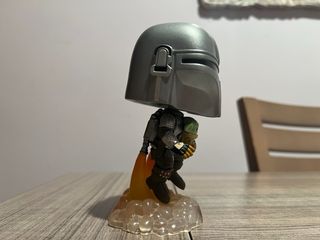 Funko Pop Star Wars Mandalorian y Grogu.