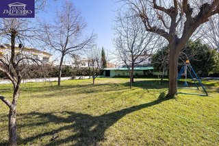 Chalet en venta en Ogíjares