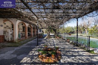 Chalet en venta en Ogíjares