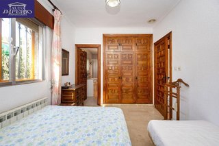 Chalet en venta en Ogíjares