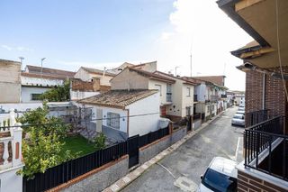 Chalet en venta en Zubia (La)