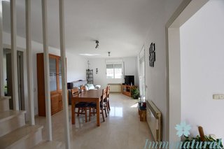 Chalet en venta en Torrelles de Llobregat
