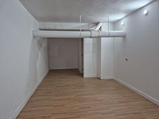 Local comercial en venta en El Baix Guinardó en Barcelona