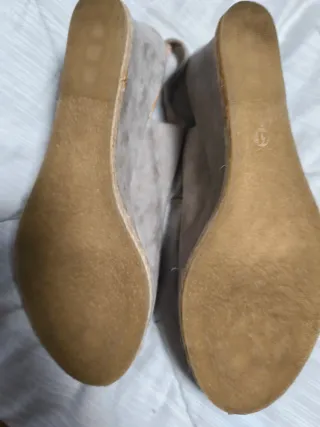 Sabot beige/grigio con fiore