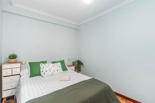 Piso en venta en El Llano en Gijón