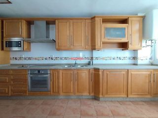 Piso en venta en La Carihuela en Torremolinos