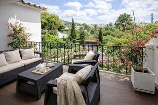 Piso en venta en Nueva Andalucía centro en Marbella