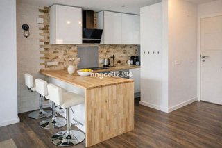 Piso en venta en Nueva Andalucía centro en Marbella