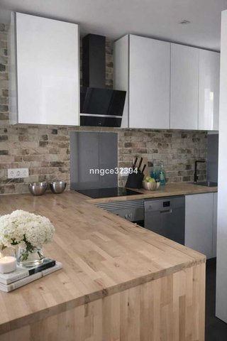 Piso en venta en Nueva Andalucía centro en Marbella