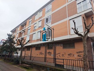 Piso en venta en La Vega - Oteruelo en León