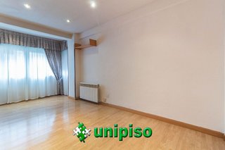 Piso en venta en Zarzaquemada en Leganés