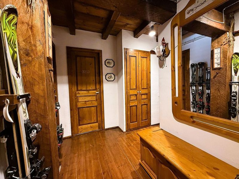 2-bedroom flat for sale in El Tarter, Canillo · 2 of 13