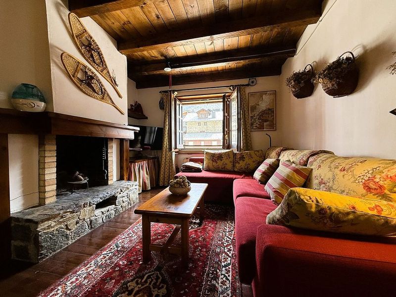 2-bedroom flat for sale in El Tarter, Canillo · 5 of 13