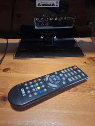 Televisor OKI Negro