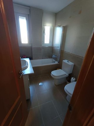 Casa adosada en venta en Alhendín