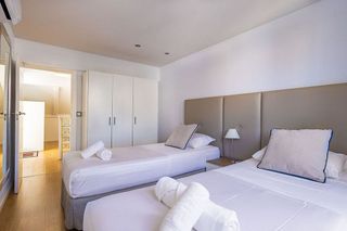 Casa adosada en venta en Nueva Andalucía centro en Marbella