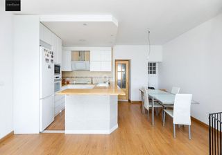 Casa adosada en venta en Láchar