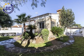Casa en venta en Entrepinos en Eliana (l´)