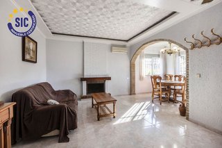 Casa en venta en Entrepinos en Eliana (l´)