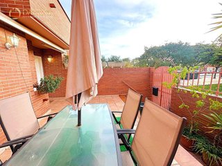 Casa adosada en venta en Divina Pastora en Alicante