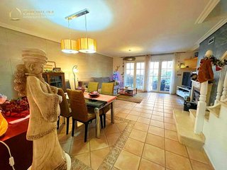 Casa adosada en venta en Divina Pastora en Alicante