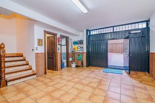 Casa adosada en venta en Zubia (La)
