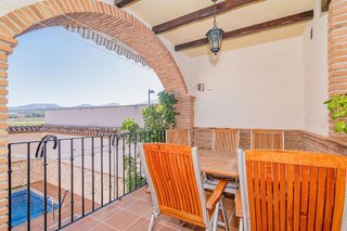 Casa adosada en venta en Zubia (La)