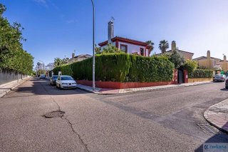 Chalet en venta en Espartinas