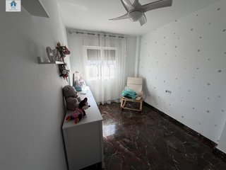 Casa adosada en venta en Zubia (La)