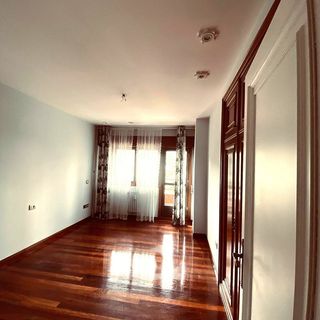 Dúplex en alquiler en Areal – Zona Centro en Vigo