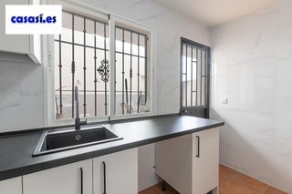 Casa adosada en venta en Parque de la Ermita - Parque de San Roque en Churriana de la Vega