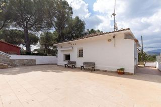 Chalet en venta en Vacarisses