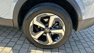 Nissan Qashqai 1.3 DIG-T MHEV 103KW N-CONNECTA SKYLINE PACK 140 5P