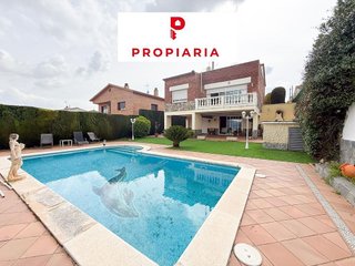 Chalet en venta en Esparreguera