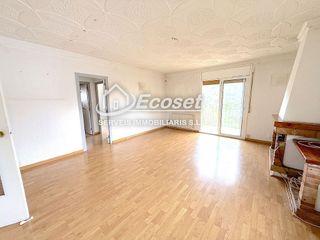 Chalet en venta en Vallirana