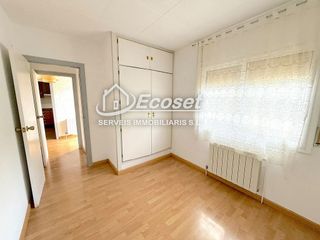 Chalet en venta en Vallirana