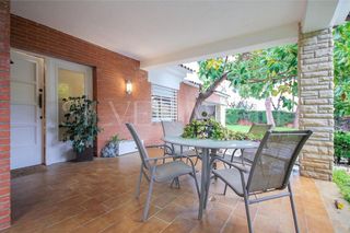 Chalet en venta en Bardají-Molí de Baix en Cubelles