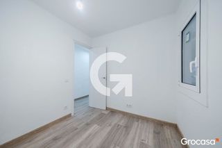 Piso en venta en La Teixonera en Barcelona
