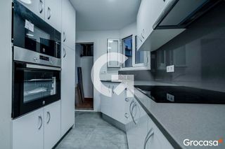 Piso en venta en La Teixonera en Barcelona