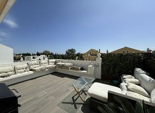Dúplex en venta en Nagüeles Alto en Marbella