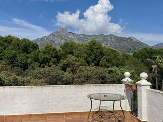 Dúplex en venta en Nagüeles Alto en Marbella