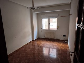Piso en venta en El Llano en Gijón
