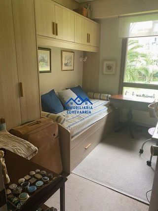 Piso en venta en Las Arenas Centro en Getxo